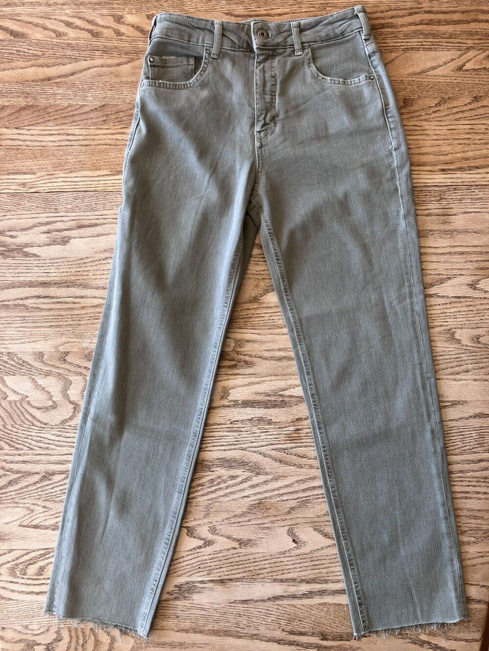 Anthropologie Pilcro Women's The Vintage Straight Jean Green Size 28 Raw Hem